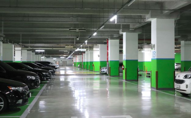 智慧停車新篇章 涂鴉智能停車場尋車管理系統(tǒng)